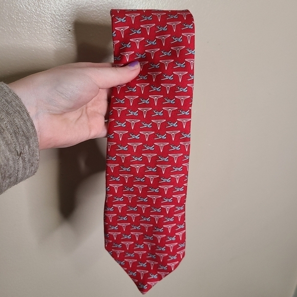 Vineyard Vines Custom Collection Triumph Airplane Tie - Picture 1 of 4